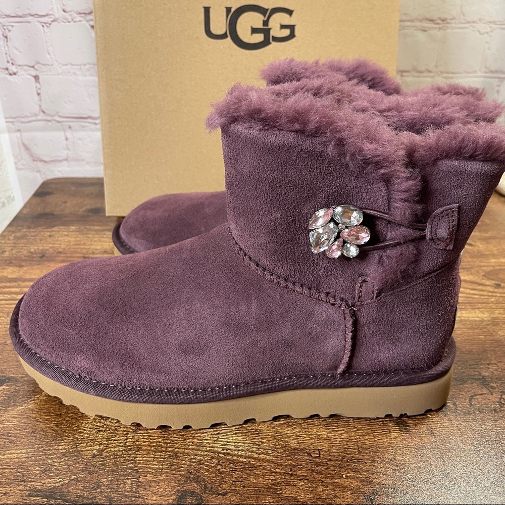 UGG Mini Bailey Button Gem Boots - NIB - Picture 5 of 12